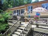 Big Rideau Lake vacation cottage in Portland - Ontario lakeside holiday home