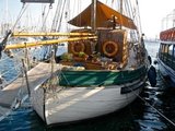 B&B holiday accommodation boat - Sitges traditional sailboat holiday