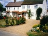 Clinton House & Cottage holiday accommodation