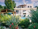 Peyia holiday villa with pool - Secluded home in Paphos, Cyprus