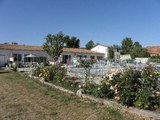 Charente Maritime holiday gite - Logis de la Croix self catering gite