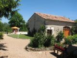 Dordogne self catering holiday gite - Les Volets Framboises restored Barn