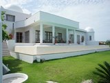 The White Villa holiday home to rent