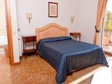 Rome self catering apartment rental - Lazio vacation apartment near Colosseum