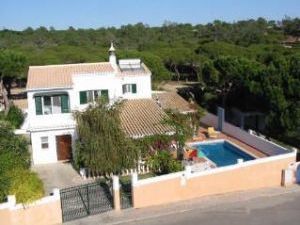 Almancil Self catering apartments and B&B