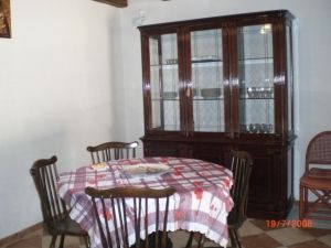 Indoor dining & sitting room