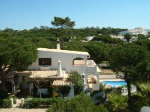 Set in its own grounds