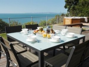 Open plan dining area