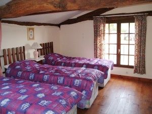 Violette - triple bedroom