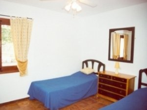 Twin bedroom