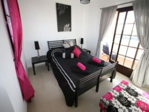 double bedroom with terrace 