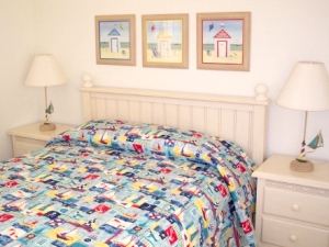 Downstairs queen bedroom