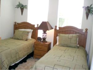 Twin bedroom