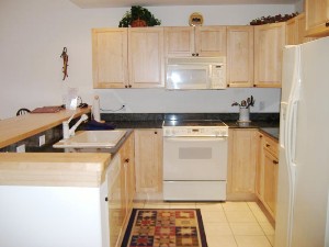 Fully equipped kitchen