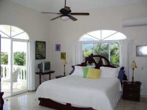 King Dominican-Handcrafted Bed