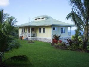 Maui Hawaii vacation cottage rental