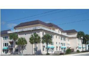 Sunset Royale corner view