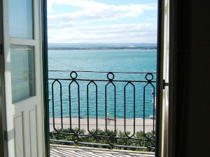 Syracuse sea front apartment