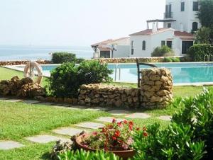 Well maintained gardens