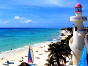 Luxury oceanfront complex in Playa Del Carmen