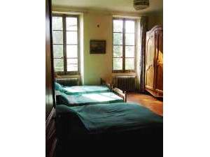 2 Dormitories with 8 beds
