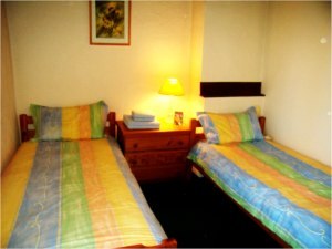 Twin bedroom