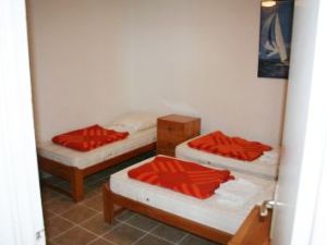 Bedroom with single beds