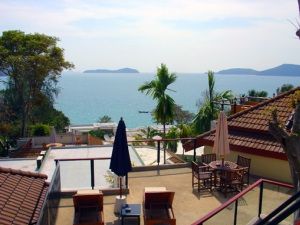 Penthouse Lower Terrace