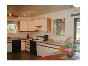 Surfrider gourmet kitchen