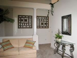 Excuisitly decorated