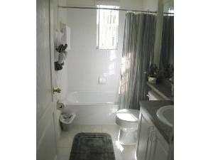 Master bedroom ensuite