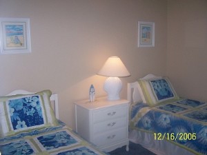 Twin bedroom 