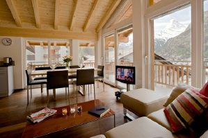 Lounge with Matterhorn view