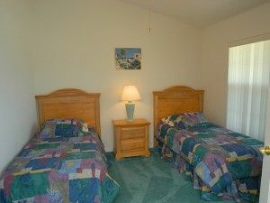 Twin bedroom