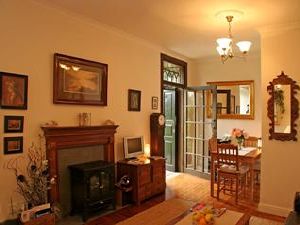 Park Apartment living-room