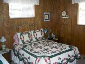 Bedroom with queen bed