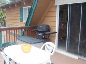 Deck with Gas grill