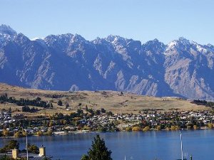 Views of the Lake & Mountains