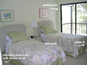 Twin bedroom