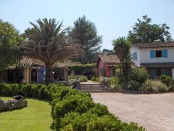 7 cottages to rent here