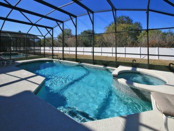 Large South-facing Pool & Spa