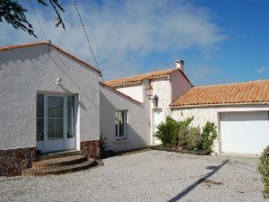 La Tranche Sur Mer family villa rental