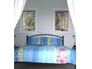 Tree House - Bedroom 1