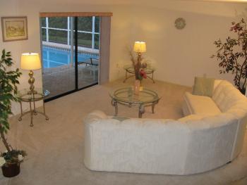 MARINE PARKWAY CENTRAL LOUNGE