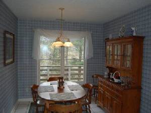 Treetops I - dining area