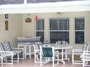 Patio/relaxation area