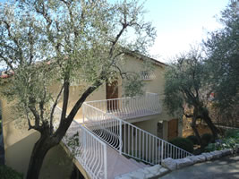 Private entrance to apartment