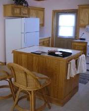 Breakfast bar & workspace