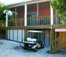 The cottage from the driveway