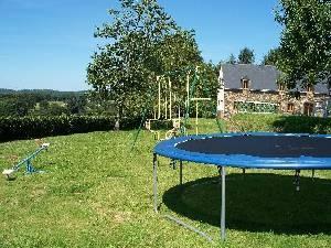 Huge Trampoline (with Guard!) 